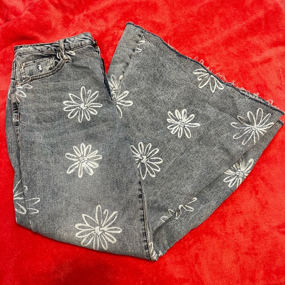 Wild Fable Flared Jeans